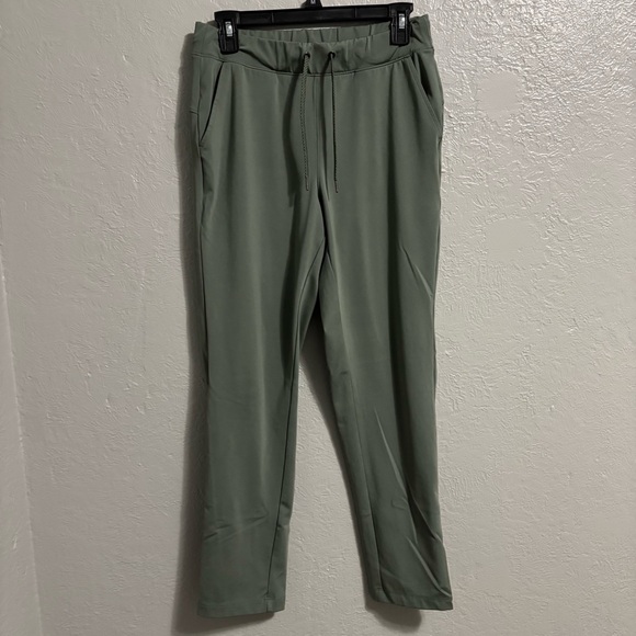Yogalicious Pants - Women Olive Green Joggers